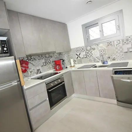 Apto Bajo La Veleta Lejlighed